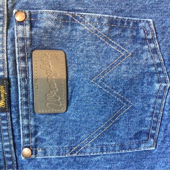Wrangler men’s jeans. Size 36w x 32L. Like new. - Picture 4 of 4